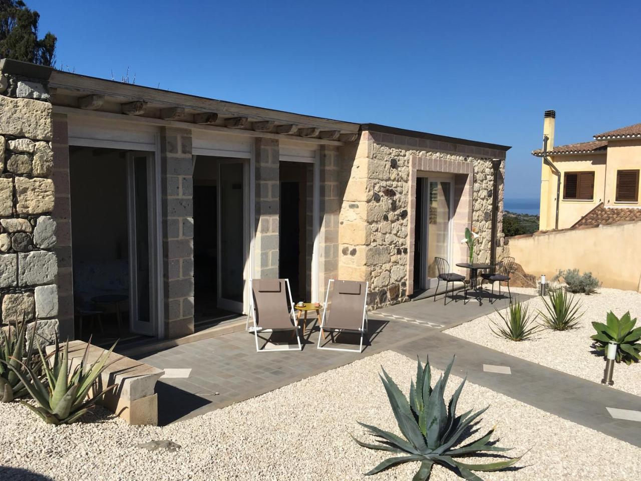 La Petite Maison Tresnuraghes Exterior foto